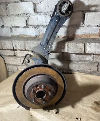 Ford Mondeo MK IV Rear wheel hub 6G915A969