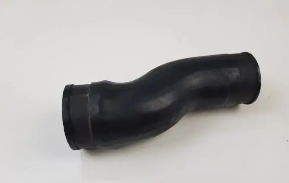 Audi A4 S4 B6 8E 8H Intercooler hose/pipe