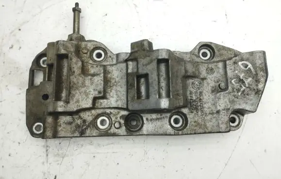BMW 5 F10 F11 Generator/alternator bracket 8506863