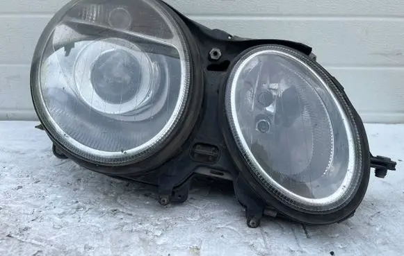 Mercedes-Benz E W211 Headlight/headlamp