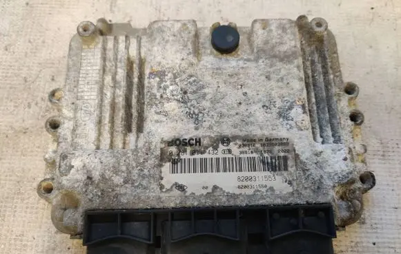 Renault Master II Engine control unit/module 8200311553 0281011432