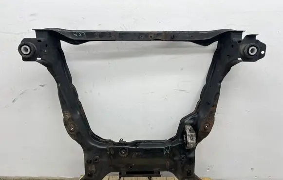 Volvo V70 Front subframe MMAUTKO23705