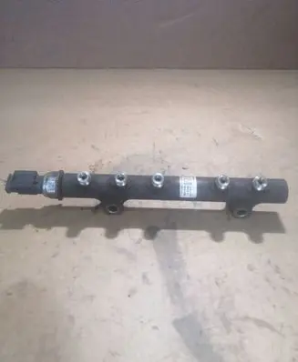 Peugeot 3008 I Fuel main line pipe 9684753080