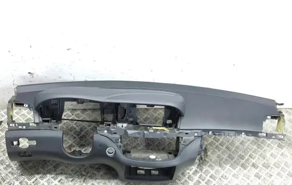 Mercedes-Benz S W221 Dashboard