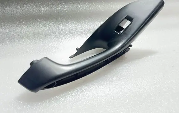 Volkswagen PASSAT B6 Front door interior handle trim 3C1867180A