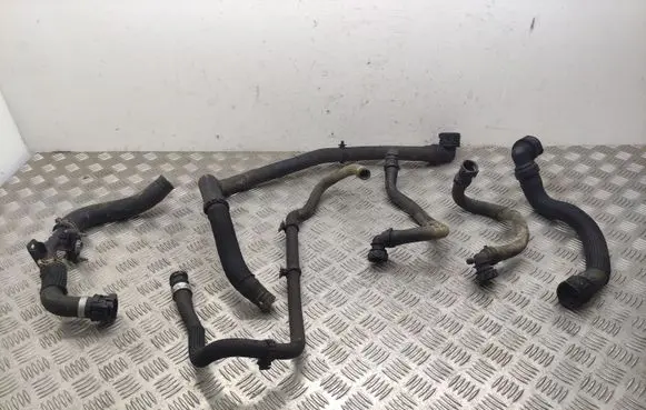 Peugeot 308 Engine coolant pipe/hose 9804208380