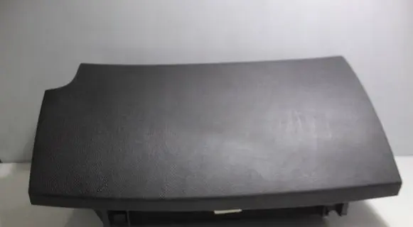Hyundai i30 Glove box
