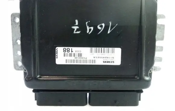 Volvo S40, V40 Engine control unit/module S118245023A 30644188
