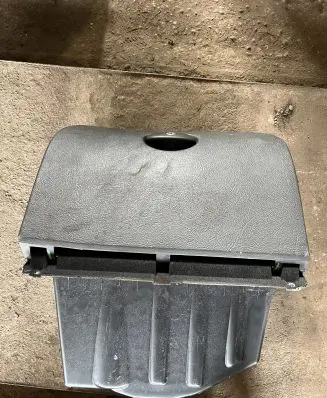 Citroen C5 Glove box
