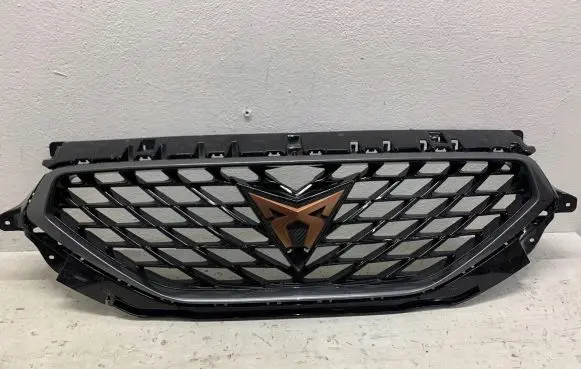 Cupra Formentor Front bumper upper radiator grill 5FF853651C