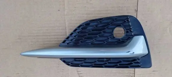 Nissan Qashqai Front bumper lower grill 62257HV20A
