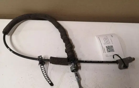 Audi A6 S6 C5 4B Gear shift cable linkage 8D1713575