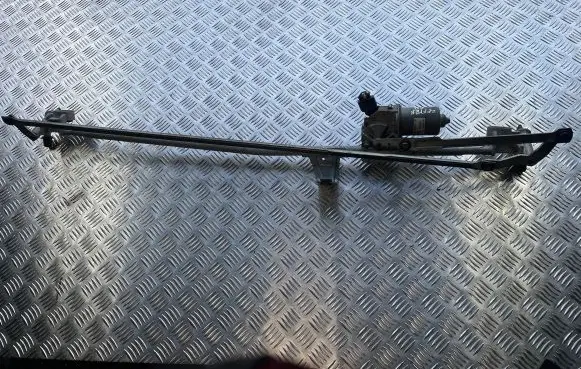 Opel Zafira B Front wiper linkage and motor 404976