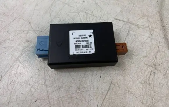 Citroen DS5 Alarm control unit/module 9665582380