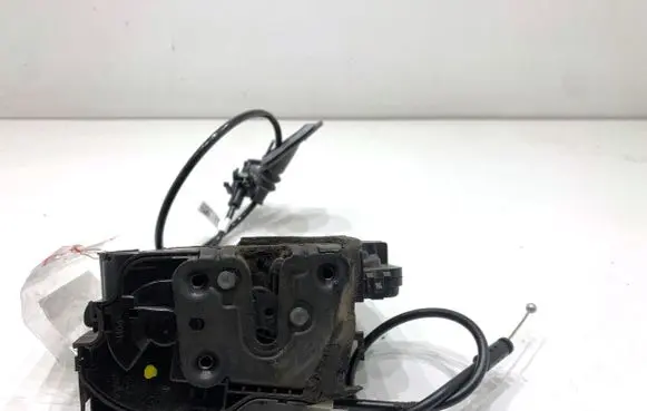 Renault Megane IV Front door lock 805020256R