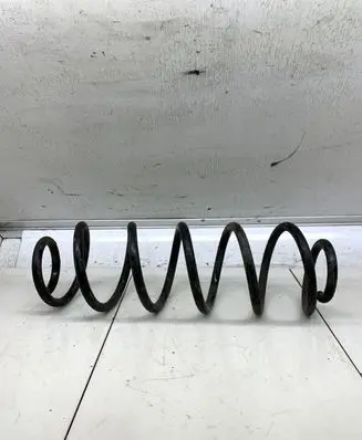Volkswagen Golf IV Rear coil spring