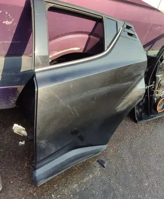 Toyota C-HR I Rear door 
