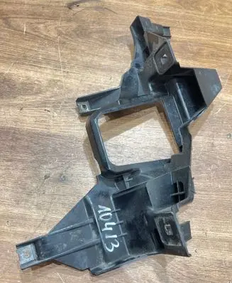 BMW 7 E65 E66 Headlight/headlamp mounting bracket 161697