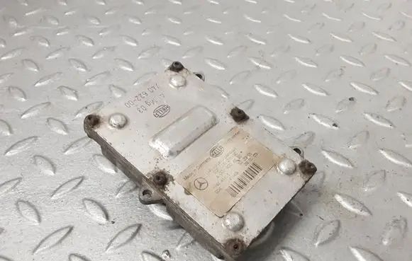 Mercedes-Benz E W211 Headlight ballast module Xenon A0028202426 5DFC08279 5DFC0827900