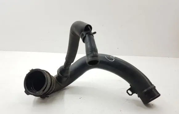 Mazda CX-7 Air intake hose/pipe R2AX13225