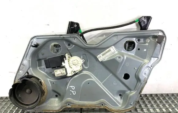 Seat Leon (1M) Front door window regulator with motor
