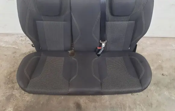 Ford Fiesta Second row seats kanapamk7