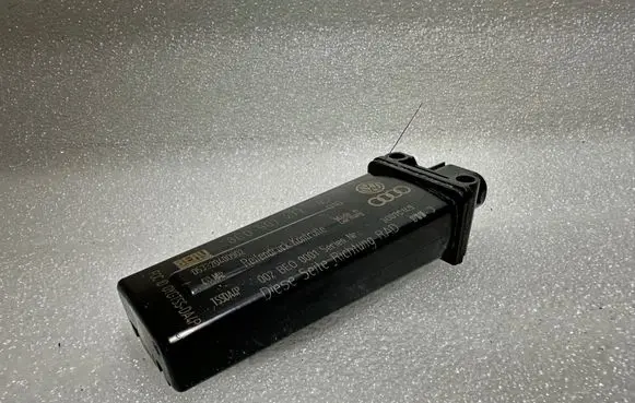 Volkswagen Touareg I Tire pressure sensor 8E0907277 002BE00001 20400902
