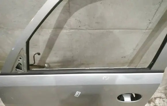 Opel Meriva A Front door glass trim molding