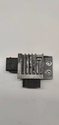Renault Clio V Glow plug pre-heat relay 271203982R 00978043 RCS3112