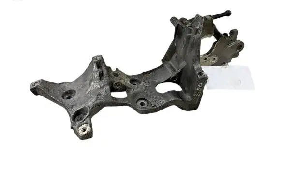 Audi Q5 SQ5 Generator/alternator bracket 04L903143B