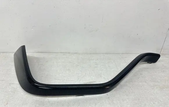 Audi RS6 Rear bumper trim bar molding 4K0807732A 4K0807732 4K0.807.732.A