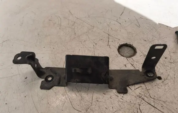Jeep Grand Cherokee Other engine bay part 68144618