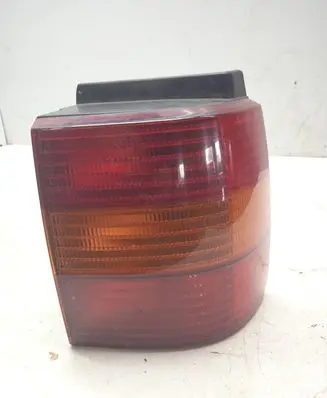 Volkswagen PASSAT B4 Rear/tail lights 394125