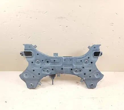 Hyundai i30 Front subframe 62401G4AA0