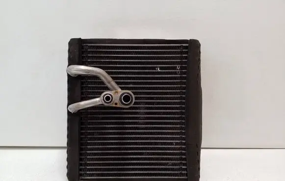 Chevrolet Orlando Air conditioning (A/C) radiator (interior) 