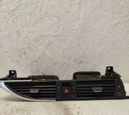 Audi A7 S7 4G Dash center air vent grill 9026300