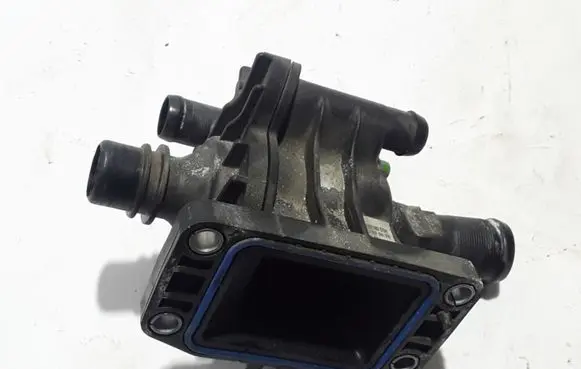 Volvo C30 Thermostat 9647767180