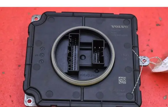 Volvo V60 Voltage converter/converter module 31427776