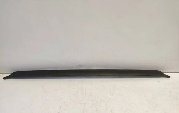 Citroen DS7 Crossback Tailgate trim 9825507277 9826516877