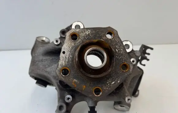 Audi Q7 4M Rear wheel hub 4M0505459D