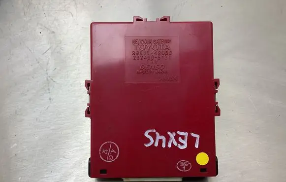 Lexus RX 330 - 350 - 400H Gateway control module 8911148050 2324005131