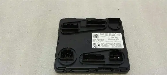 Audi A4 S4 B9 BSM Control unit 8W0907064AA