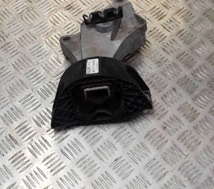 Renault Captur Engine mount bracket 113752043R 112844547R