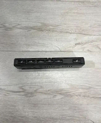 BMW 3 E90 E91 Windscreen/window heater switch 6925480