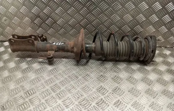 Toyota Avensis T220 Rear shock absorber with coil spring 