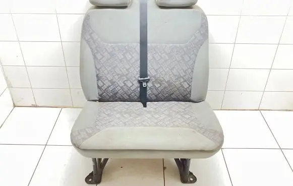 Opel Vivaro Front double seat 28763106 91166069