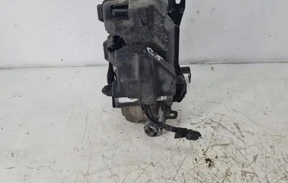 Citroen C5 Power steering pump 037117C7