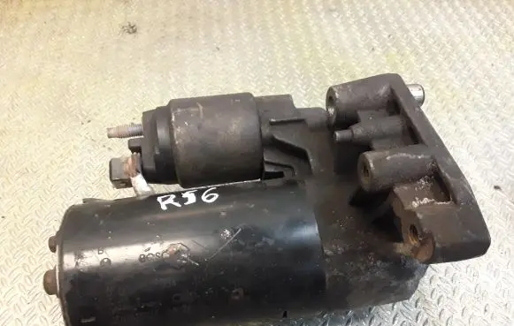 Mini One - Cooper Coupe R56 Starter motor 7589354