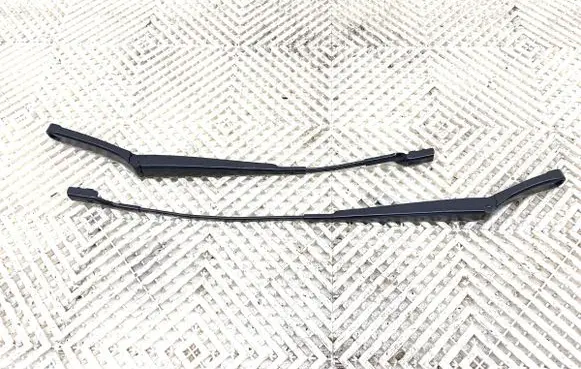 Skoda Kodiaq Front wiper blade arm 566955410