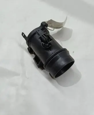 BMW 3 E90 E91 Mass air flow meter 8506359 11884414 9444641410